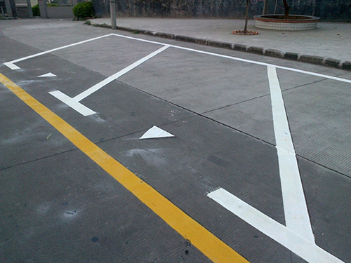 停车场划线施工的应用领域有哪些